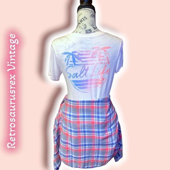 Jachs Girlfriend Flannel / Salt Life Tee Shirt Back to School Bundle - Picture 8 of 9